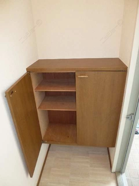 シューズボックス