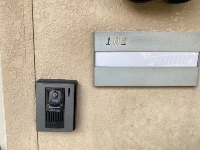 モニター付きインターホン