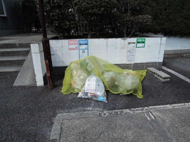 ゴミ置き場