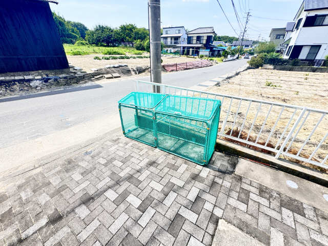 ゴミ捨て場