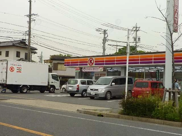 最寄りコンビニ