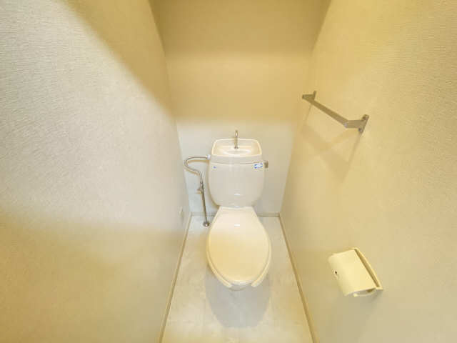 シャルマン尾崎山 1階 WC