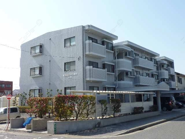 北東側からの外観