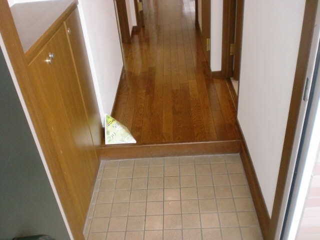 土間