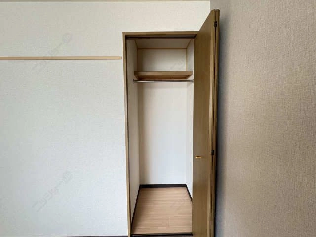 洋室2収納