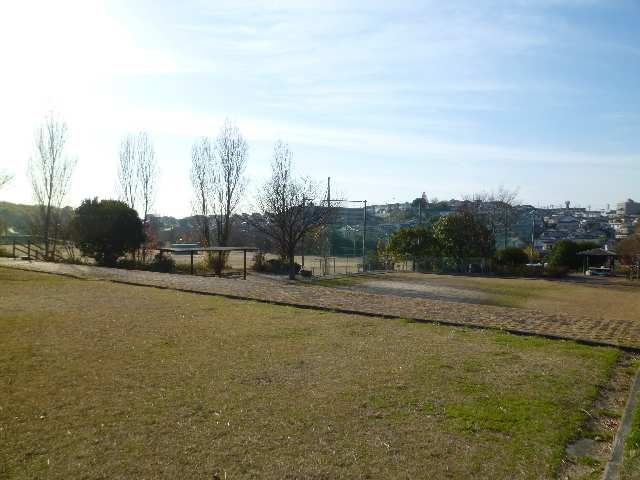 目の前大高緑地公園