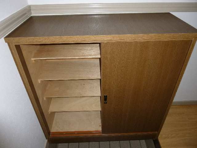 シューズボックス