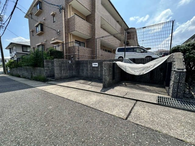 ごみ置き場
