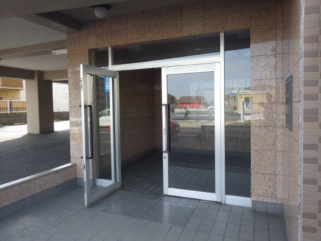 エン�トランス