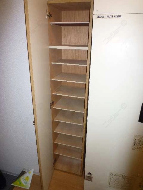 シューズボックス