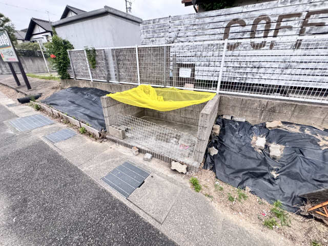 ゴミ捨て場