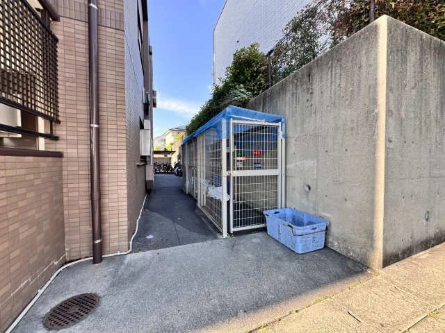 ゴミ捨て場