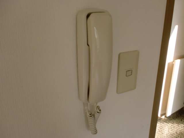 インターホン