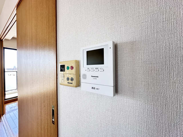モニター付きインターホン
