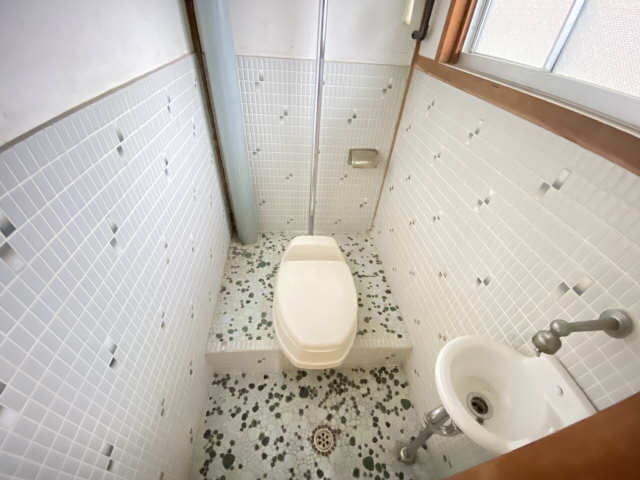 上中荘 1階 WC