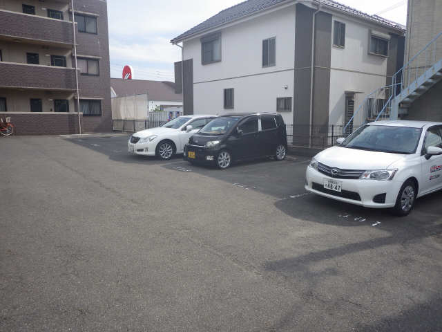 エポック篭山 1階 駐車場