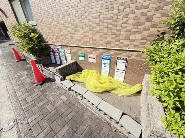 ゴミ置き場