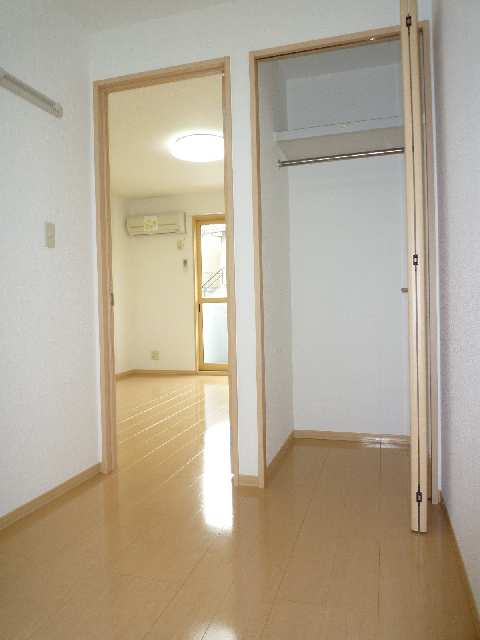寝室・ｸﾛｰｾﾞｯﾄ