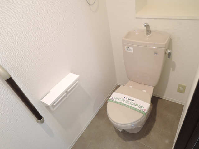 ラピスコート滝ノ水 3階 WC