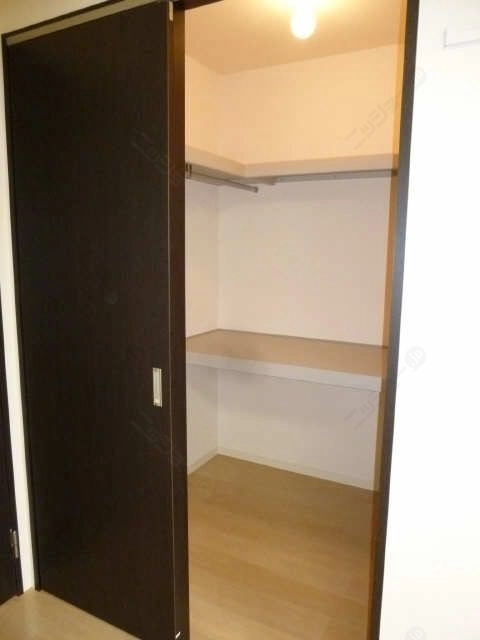 ウォークインクローゼット