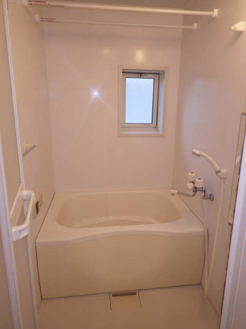 パティオ鳴海 2階 浴室