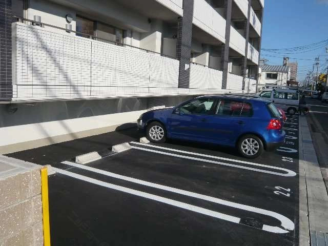 南側駐車場