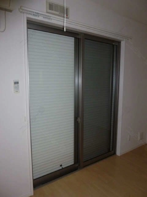 シャッター雨戸