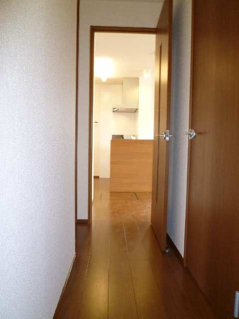 玄関から廊下