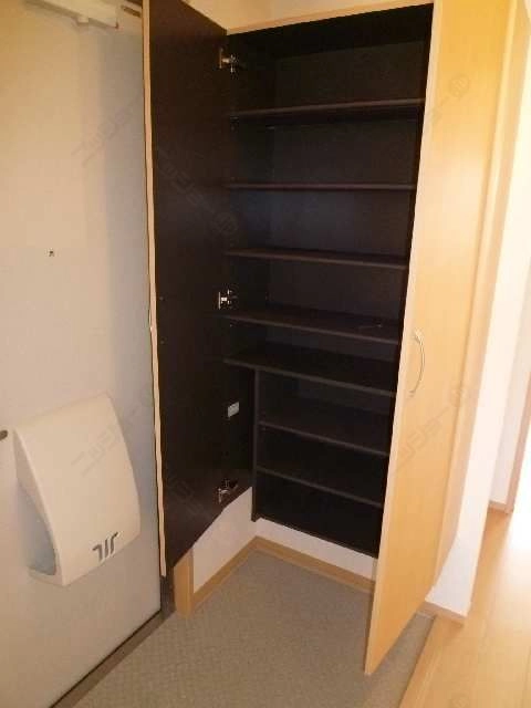 シューズボックス