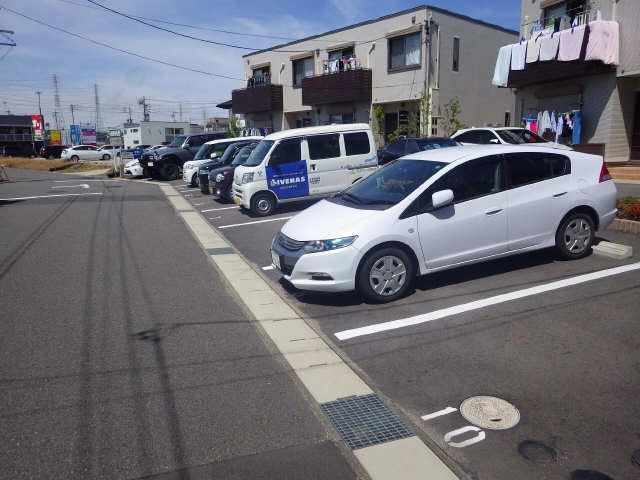 駐車場前面道路