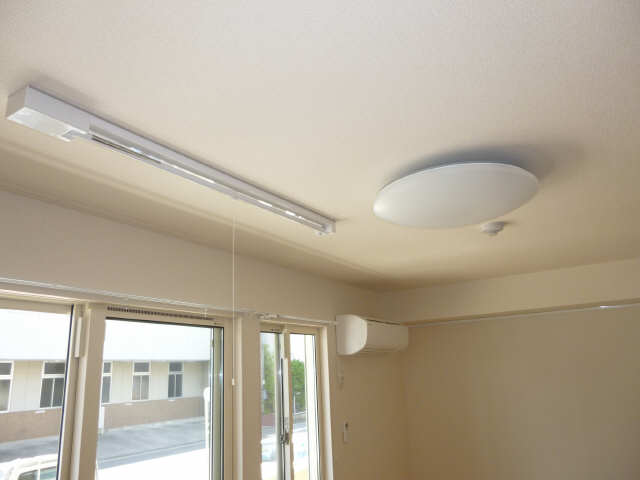 EC・照明・室内物干