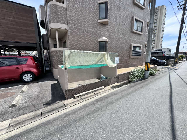 ゴミ捨て場