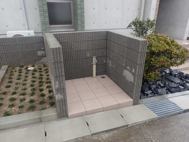 ゴミステージョン