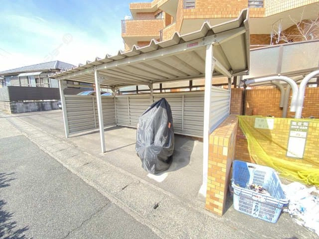 バイク置き場