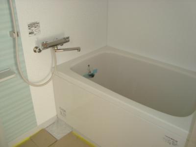 ハイツフローラⅠ 2階 浴室