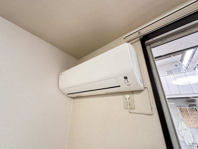 エアコン（リビング）