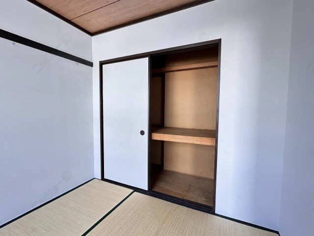 収納（南和室）