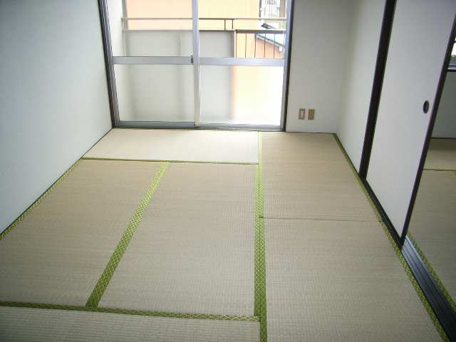 東和室