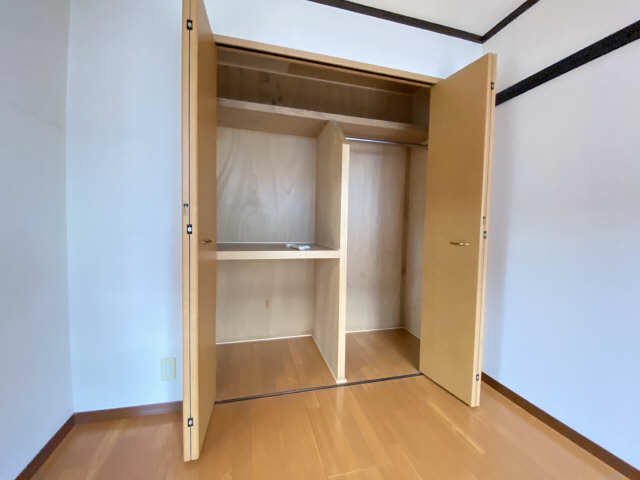 フォーブル佐屋 1階 収納