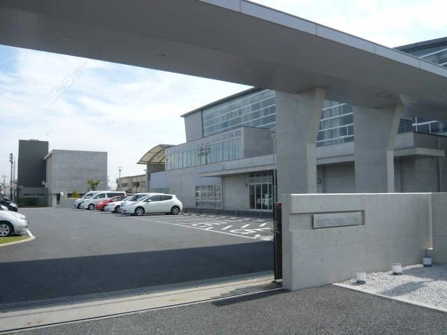 蟹江中学校