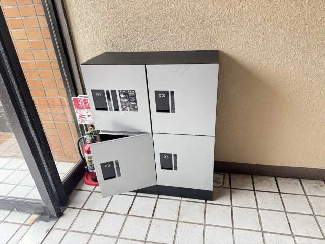 宅配ボックス