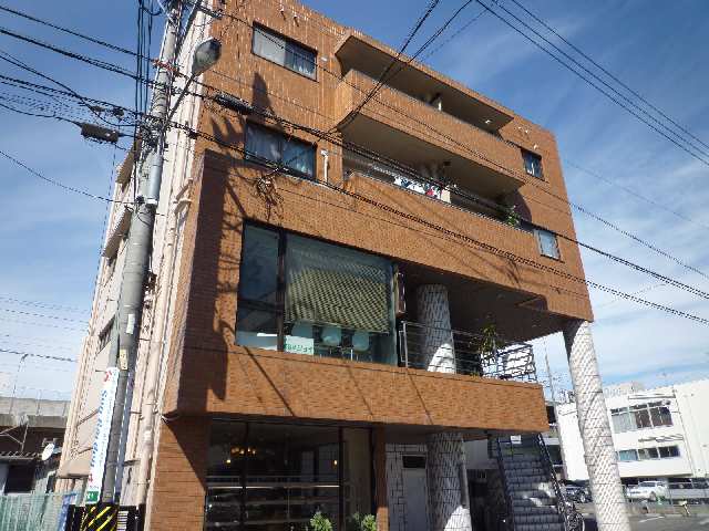 建物東面