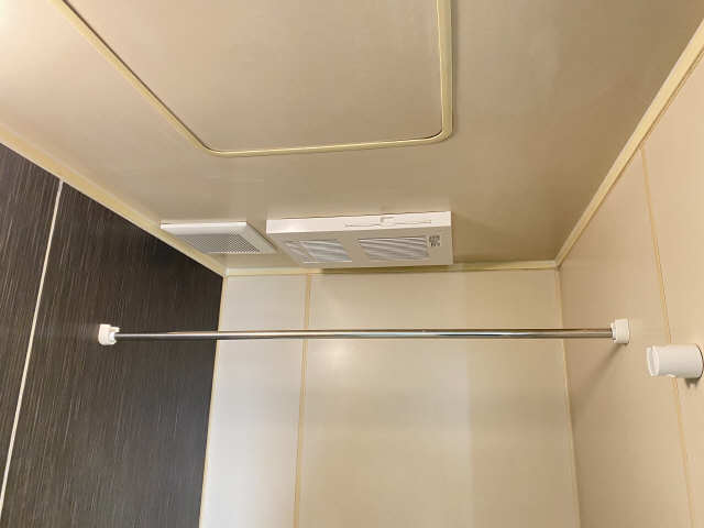 プレジール黒川 2階 浴室乾燥機