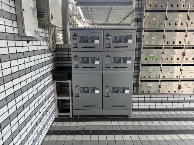 宅配ボックス