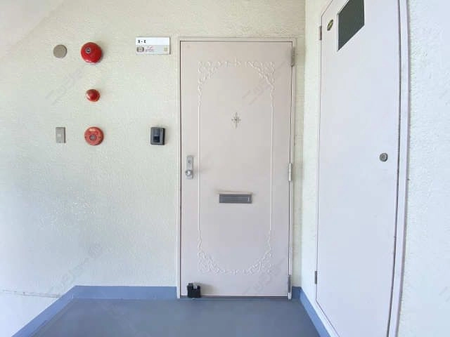 玄関ドア