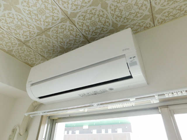 エアコン
