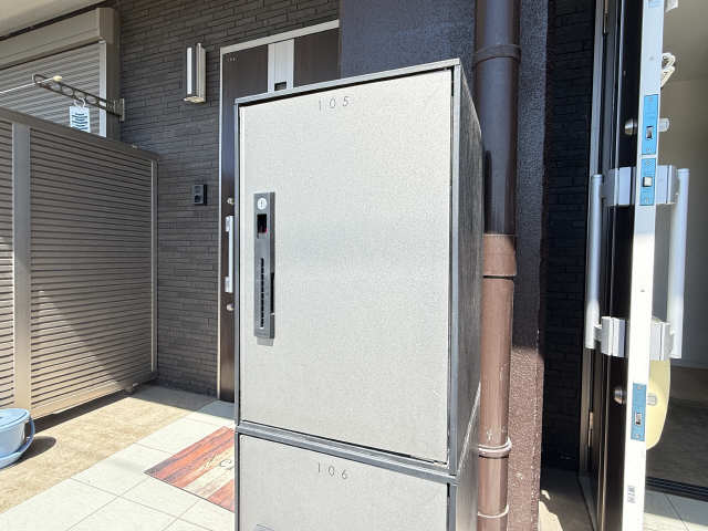 宅配ボックス