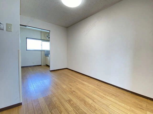 ダイニング-2
