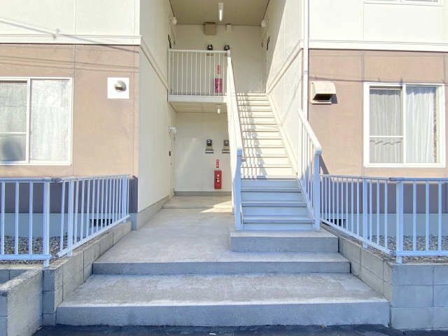 A棟エントランス