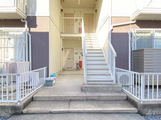 C棟エントランス